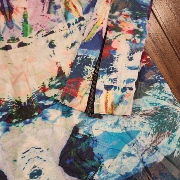 White suede brand Long sleeve bodycon fitted art multicolor abstract mini dress - Picture 3 of 15